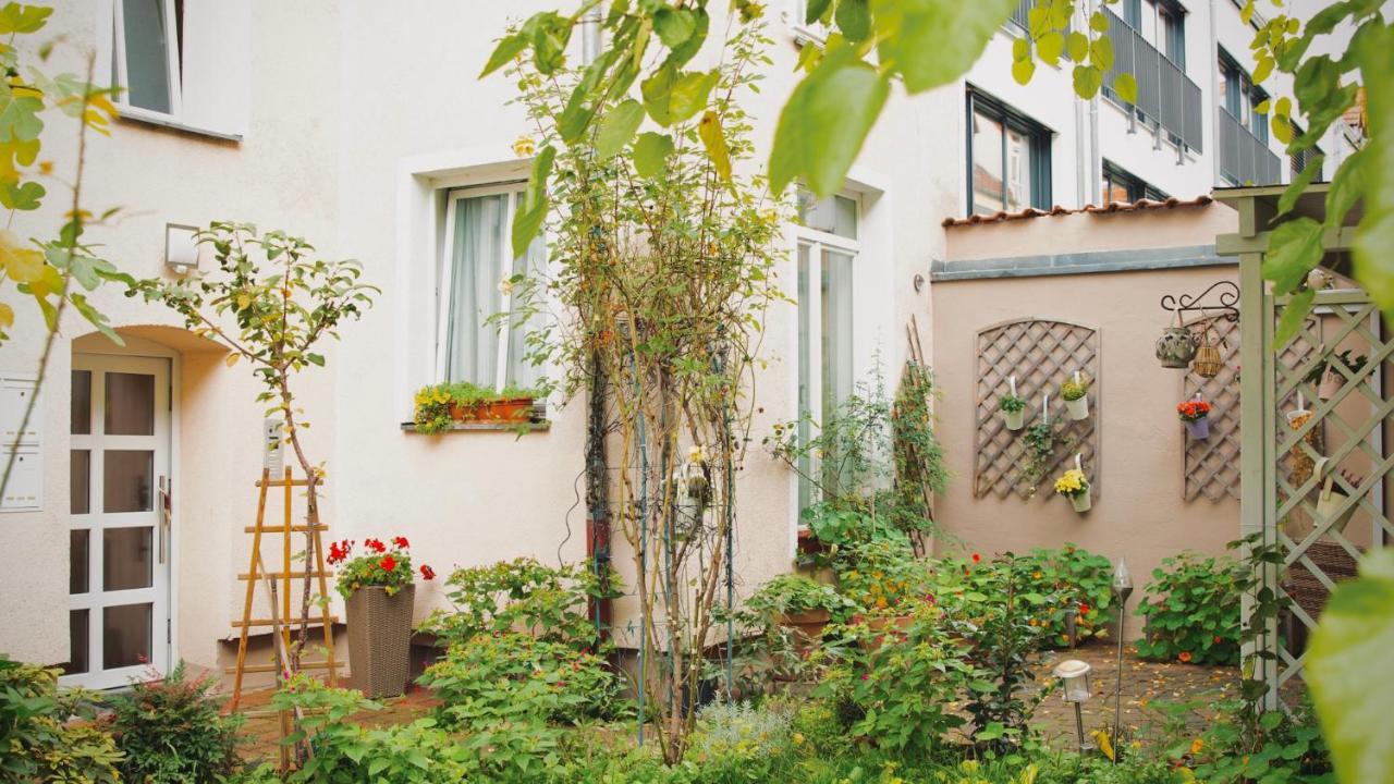Pension Tokus Nuremberg Bagian luar foto