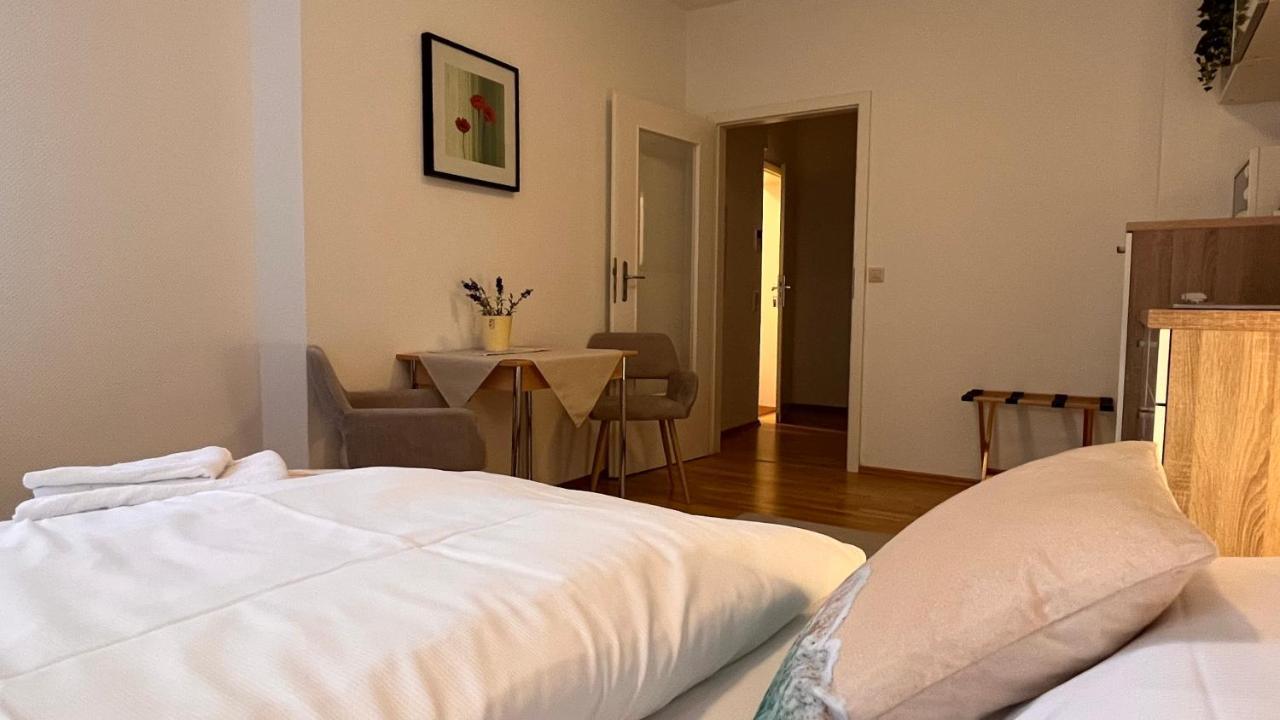 Pension Tokus Nuremberg Bagian luar foto