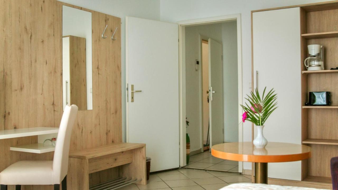 Pension Tokus Nuremberg Bagian luar foto