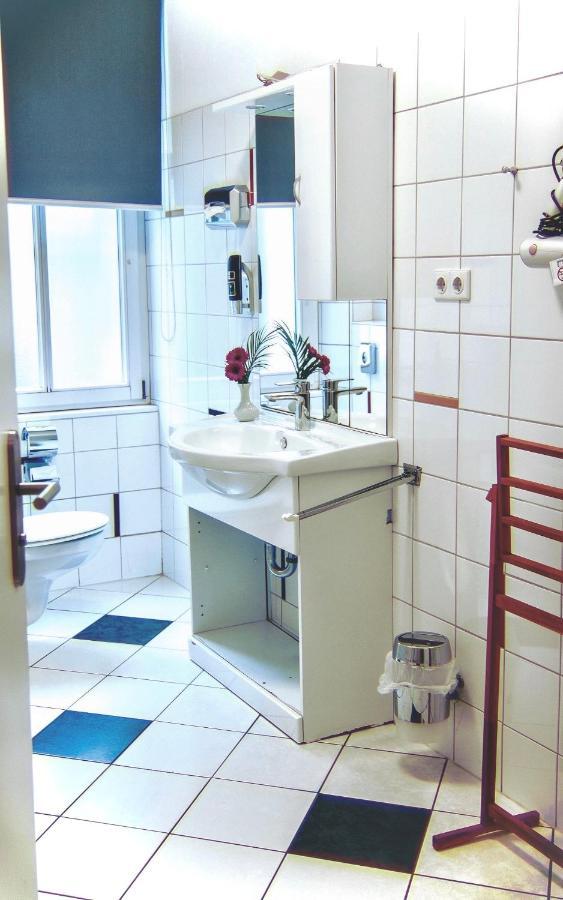 Pension Tokus Nuremberg Bagian luar foto